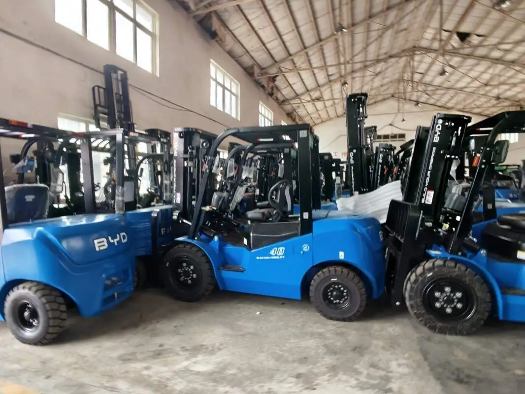 Storage BYD forklift lighting alarm accessories selection points to share(Image1)