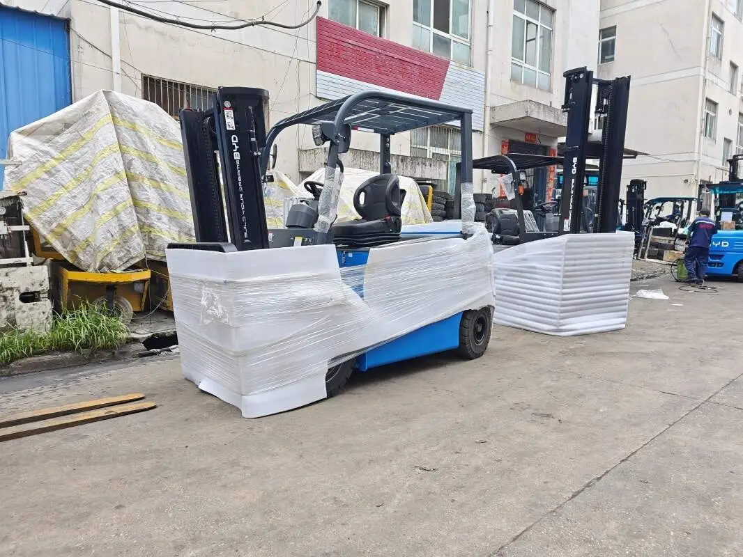 Latvia: Maneuverable BYD Lithium Electric Forklift for Local Warehouse Operations(Image1) Latvia: Maneuverable BYD Lithium Electric Forklift for Local Warehouse Operations(Image1)