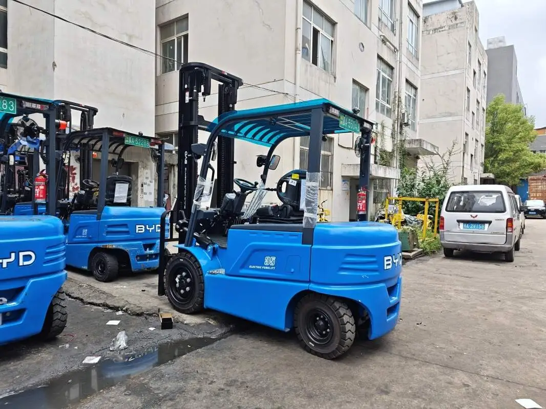 Major Cost Factors When Shopping for Used Electric Forklift Equipment