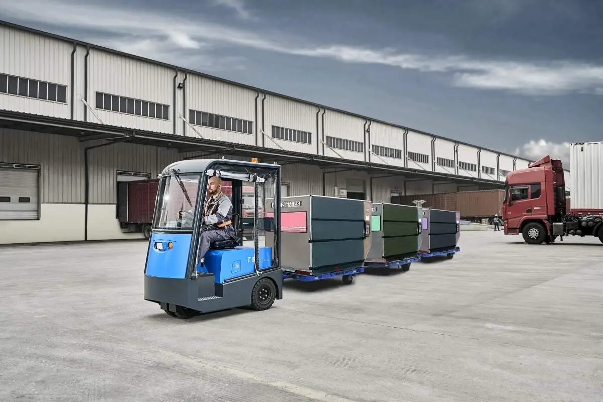 Features of Small Telehandler Forklifts for Light Construction Tasks