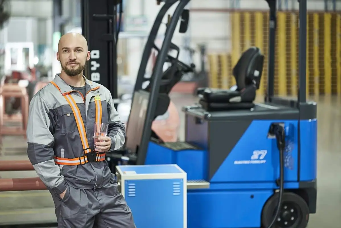 Forklift Jack Stands Used During Equipment Maintenance(Image1)