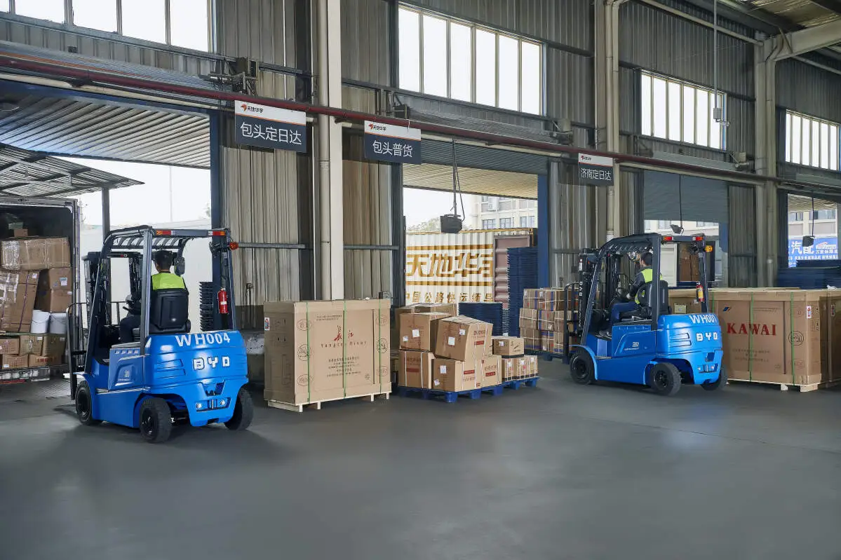 Application of self-developed battery technology in the field of forklift, BYD electric forklift battery life analysis