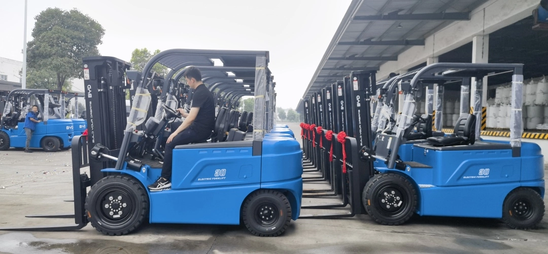 BYD Wuhan general agent, sufficient spot lithium battery forklifts, discounts for purchase, local one-stop after-sales g